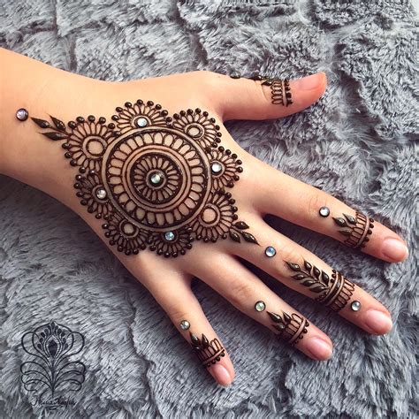 Beautiful stylish Finger Mehndi henna design for hands | finger mehndi designs latest mehndi design Easy Mehendi DesignFacebook Page https://www.facebook.co...